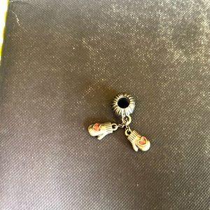 Pandora dangling mittens charm